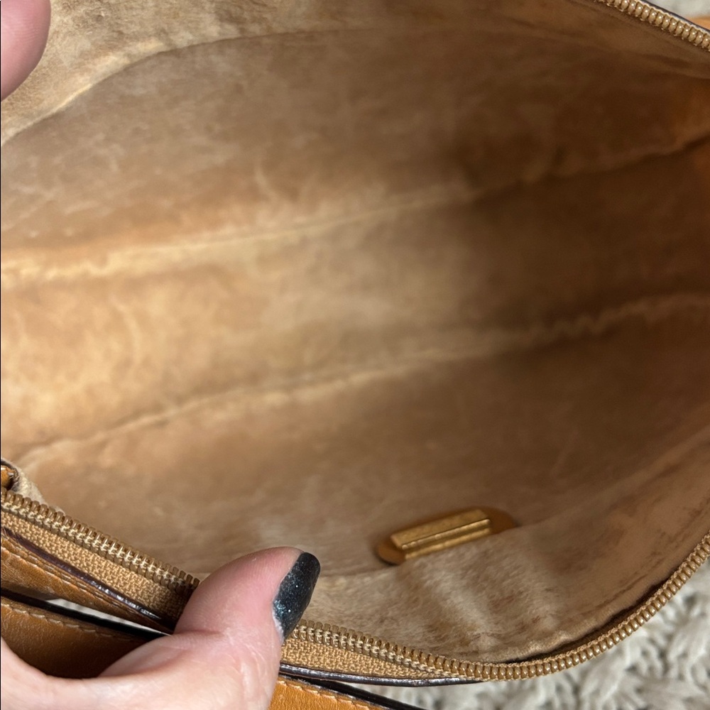 Authenticated Vintage Gucci Micro GG Bag - Picture 12 of 17